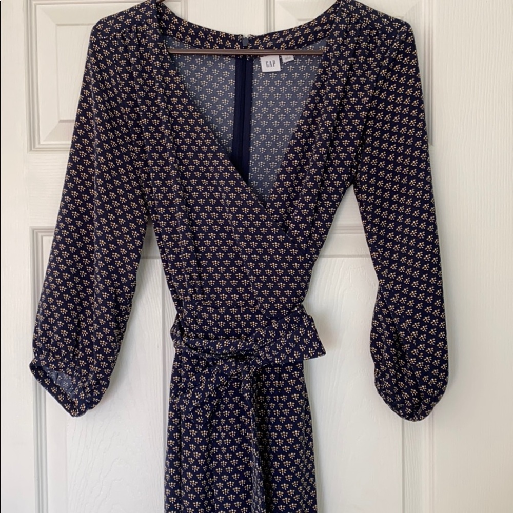 GAP Wide-Leg Wrap Jumpsuit (NWOT) - Picture 3 of 7